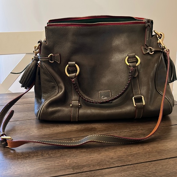 Dooney & Bourke Handbags - Dooney & Bourke Florentine Tote